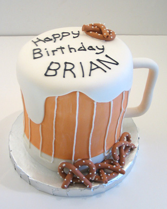 beer mug cake. A mug of eer birthday cake